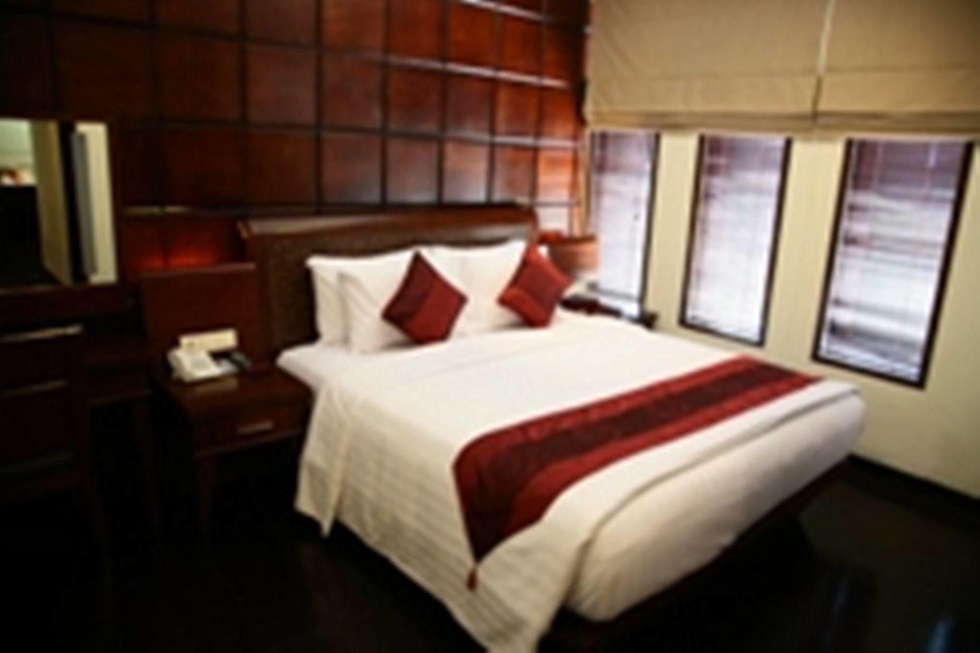 Capital O 2114 Grand Jimbaran Boutique Hotel Zewnętrze zdjęcie